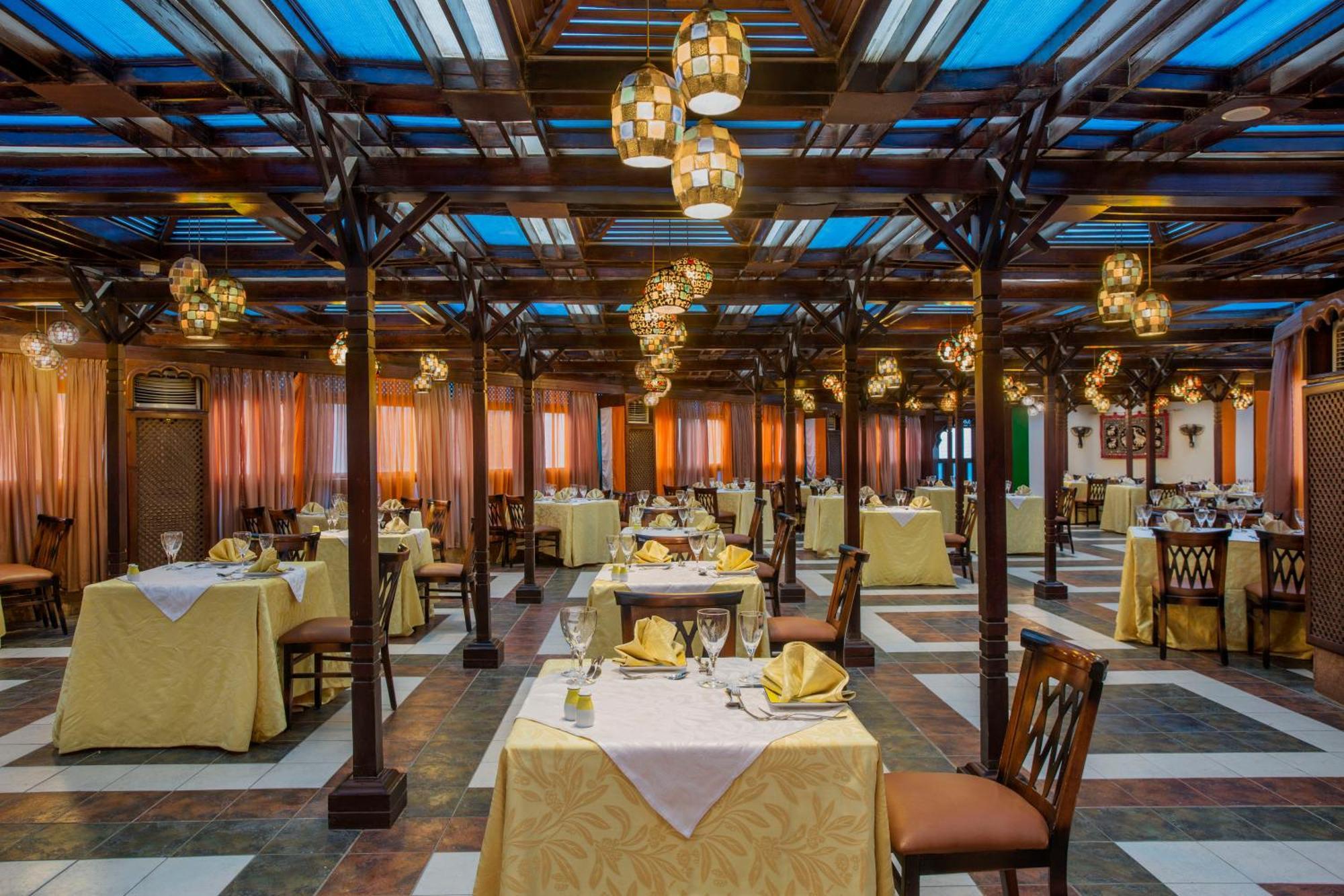 Sultan Gardens Resort Sharm El Sheikh Exterior photo The restaurant